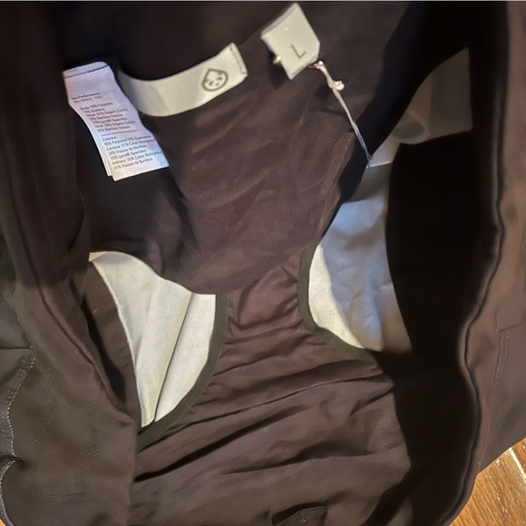 TASC shorts size large NEW - Picture 3 of 5